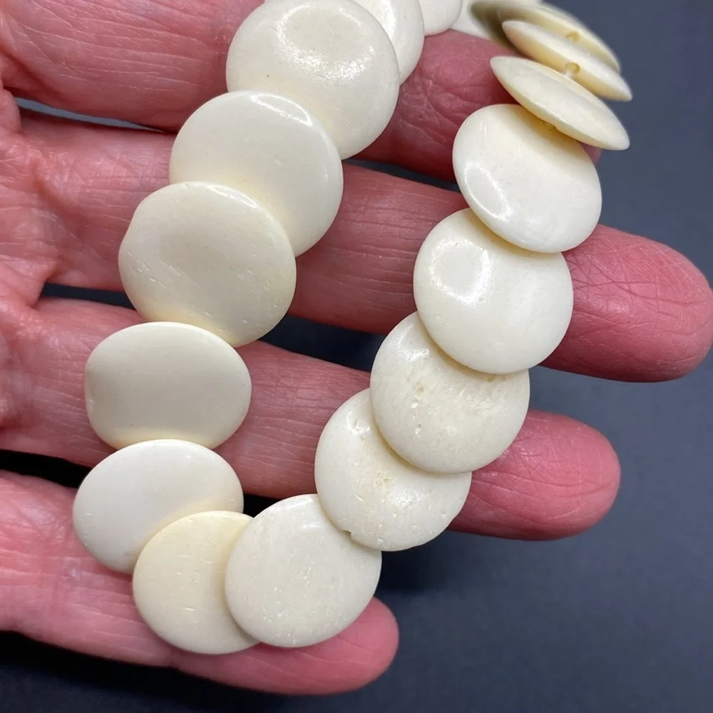 Cream Bovine Flat Bead Necklace With Screw Clasp